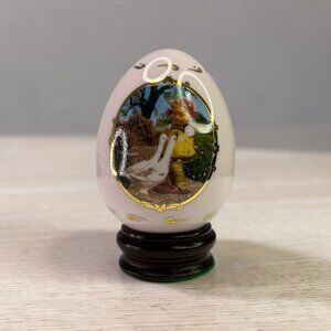 Hummel Porcelain Egg Collection "Goose Girl" Collectible Danbury Mint 1993